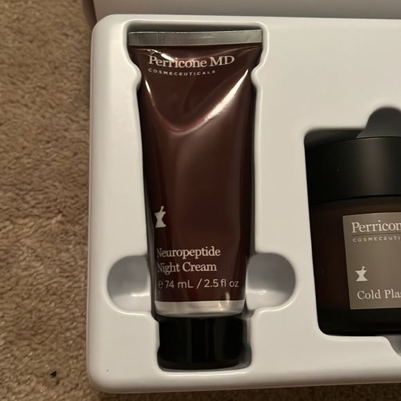 Perricone MD power treatment essentials 3 piece set - Picture 2 of 4